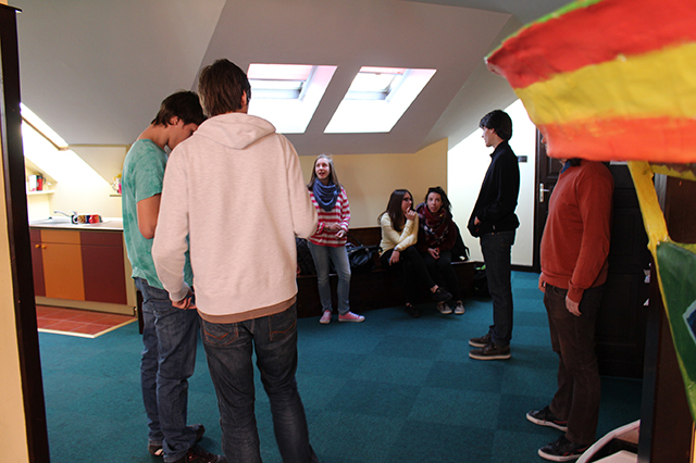 %_tempFileNameIMG_1687%