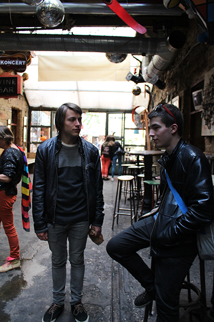 %_tempFileNameIMG_1976%