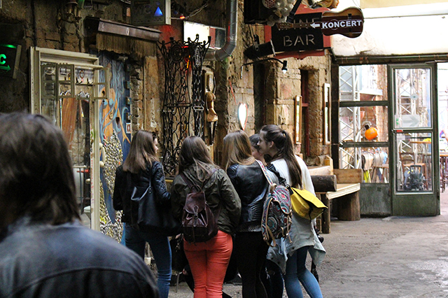 %_tempFileNameIMG_1988%