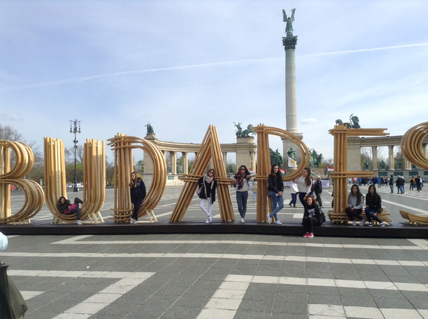 %_tempFileNamea-budapest%