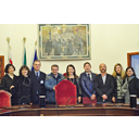 I rappresentanti delle scuole secondarie nella Sala del Consiglio Comunale.